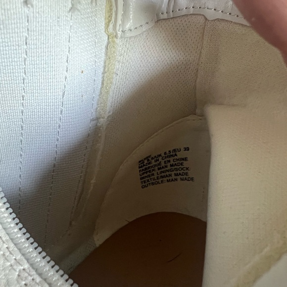 White cowboy booties - Picture 3 of 3